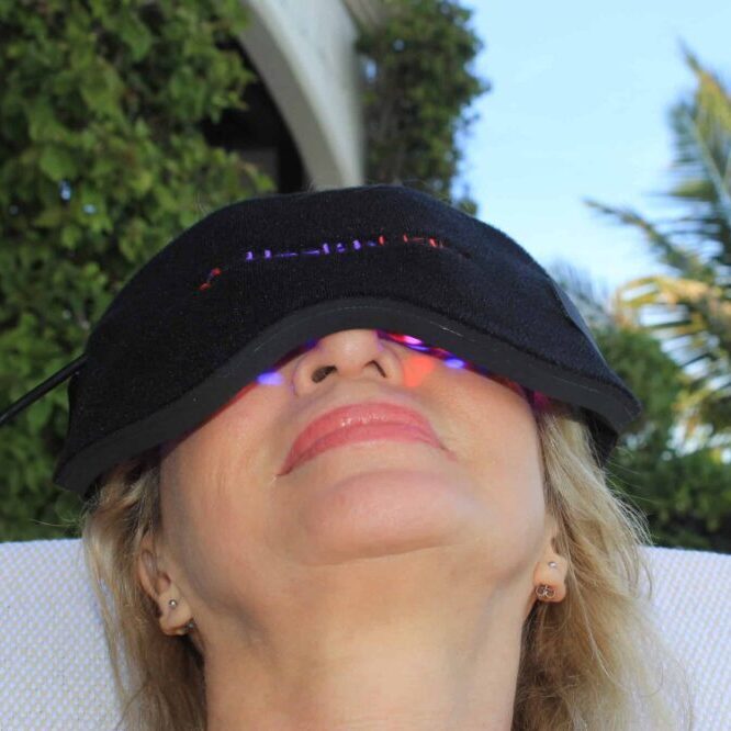 CNS Relax Kit Red &amp; Near-Infrared LED Light Therapy System